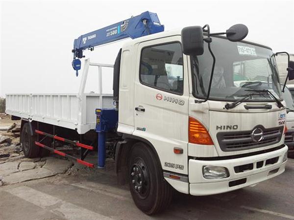 Xe tải Hino FG8JPSL gắn cẩu Tadano 4 tấn ZE500