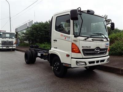 Xe tải Hino 6,4 tấn thùng dài 4,3m