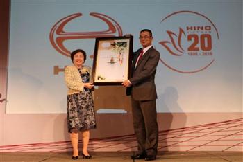 Hino Motors Việt Nam (HMV) đã tổ chức lễ kỷ niệm 20 năm thành lập công ty